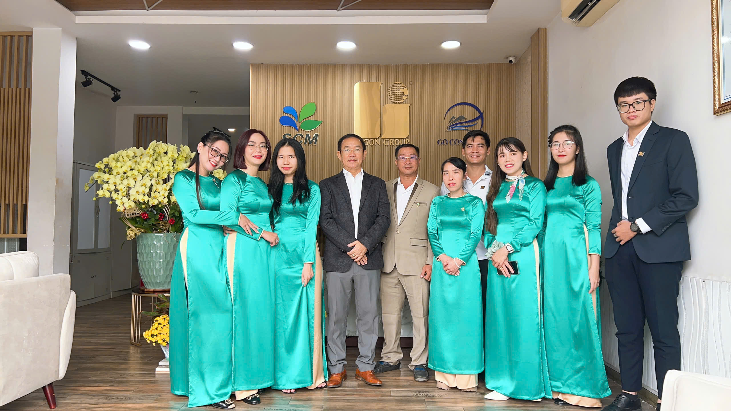 Saigon Group nhân viên tại trụ sở chính