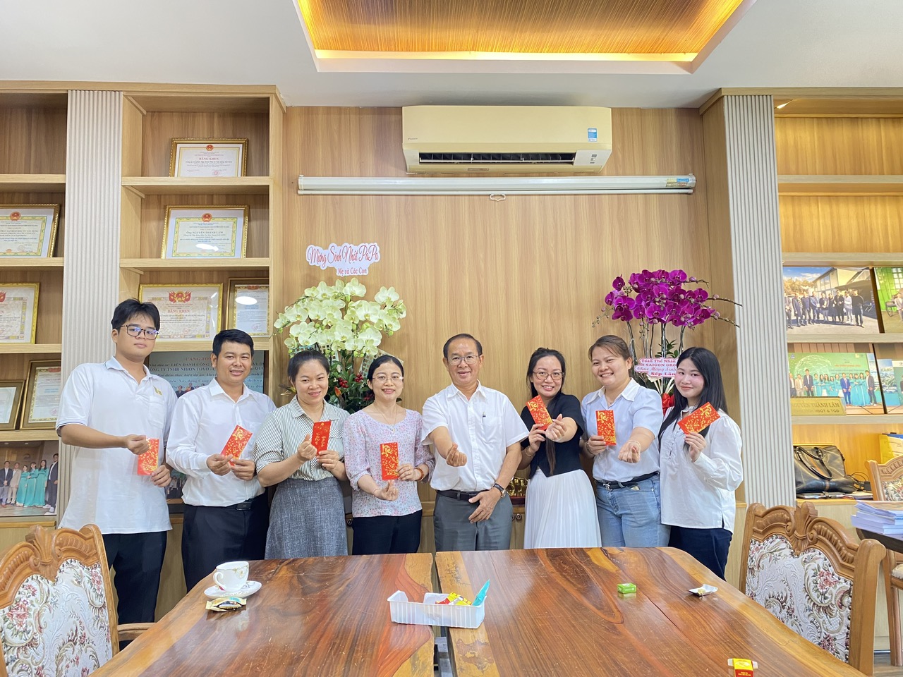 SAIGON GROUP CHÚC MỪNG SINH NHẬT SẾP