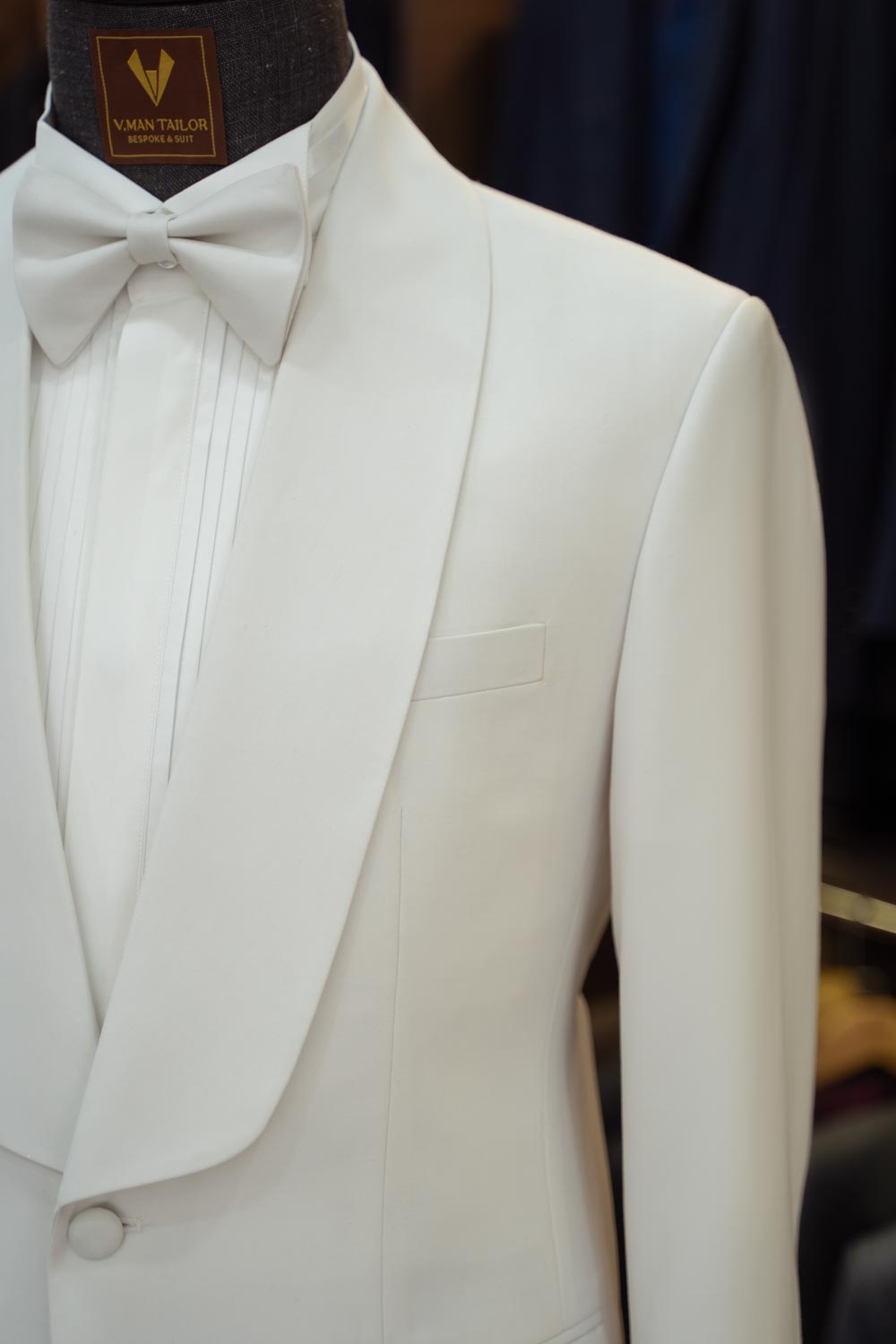Ivory Shawl Lapel Tuxedo