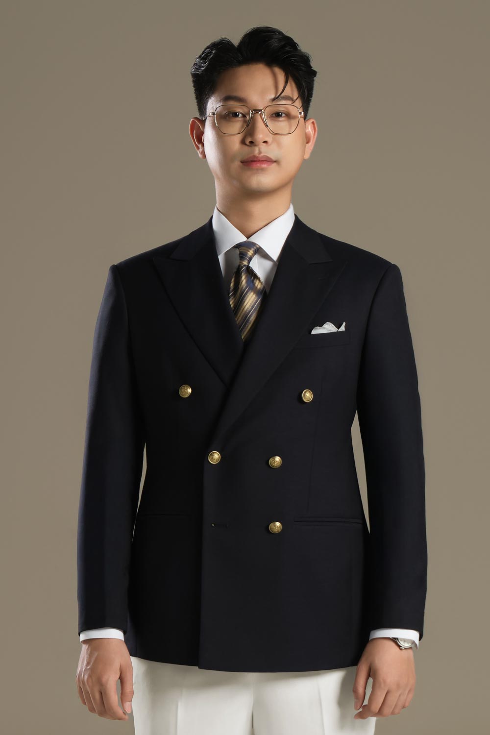 LOOK 6 | Navy Double-Breasted Suit