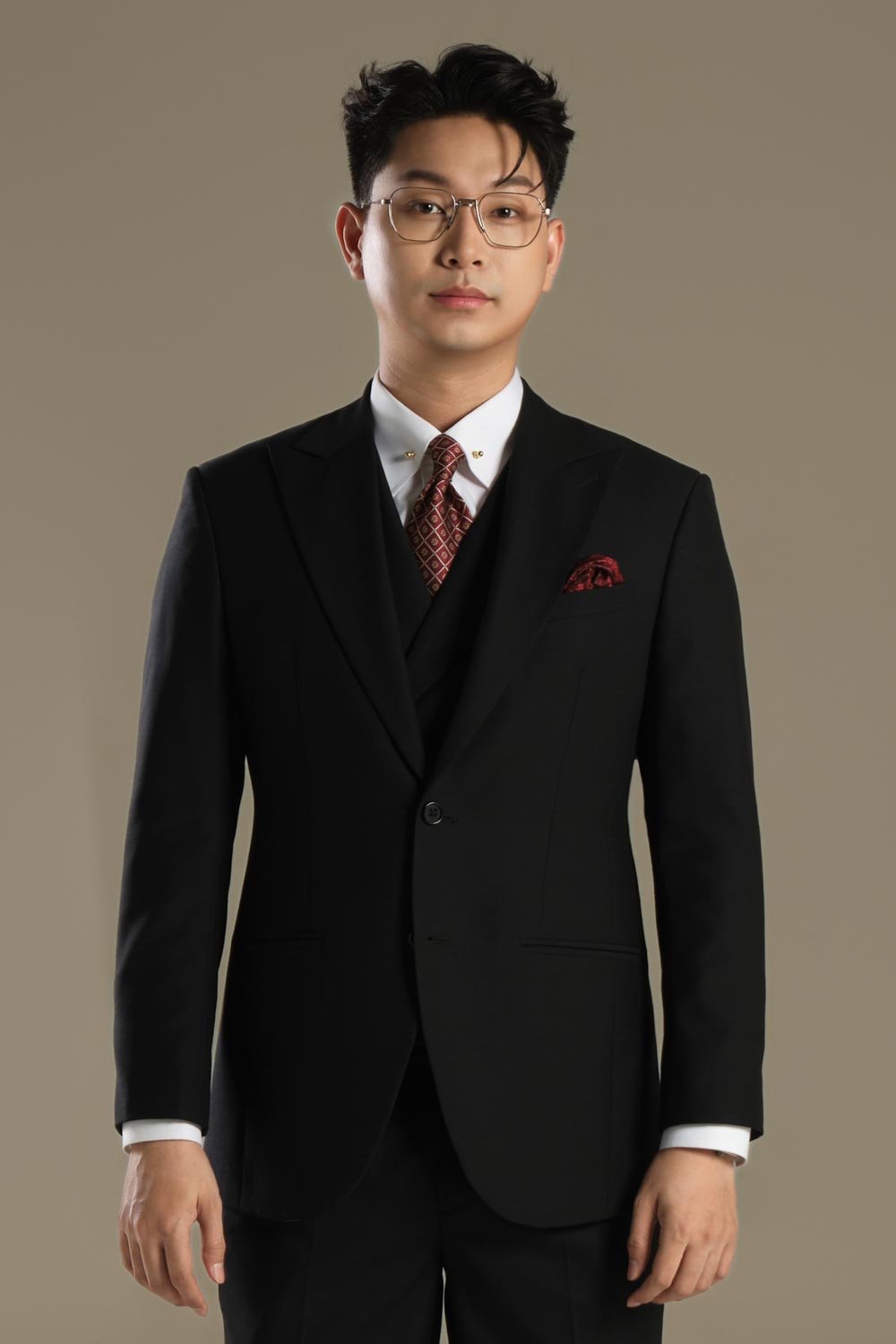 LOOK 1 | Black Suit